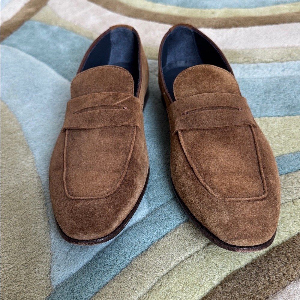 Johnston & Murphy Taylor Suede Loafer
(worn for 4 hours)